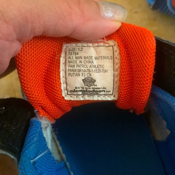 Nickelodeon boy’s Paw Patrol light up sneakers - Picture 8 of 9